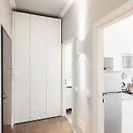 Gian Galeazzo 31 Apartment *