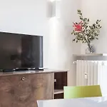 Gian Galeazzo 31 Apartment